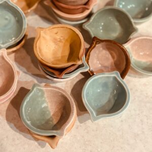 ظرف سفالی لعاب دار